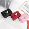 China Online Shopping Women&#39;s Shoulder Bag Fashion Casual Chain Bag Peach Heart Embroidery Line girl small Messenger Bag