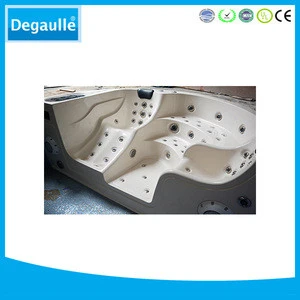 Degaulle personal watercraft portable bath tub with acrylic spa shell