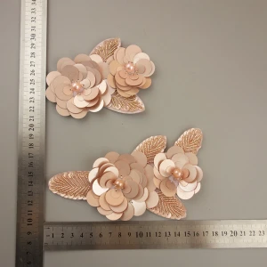 Handmade champagne color sequin and pearl applique 3 D flower sequin patches glass bead sew on applique for ladies garment