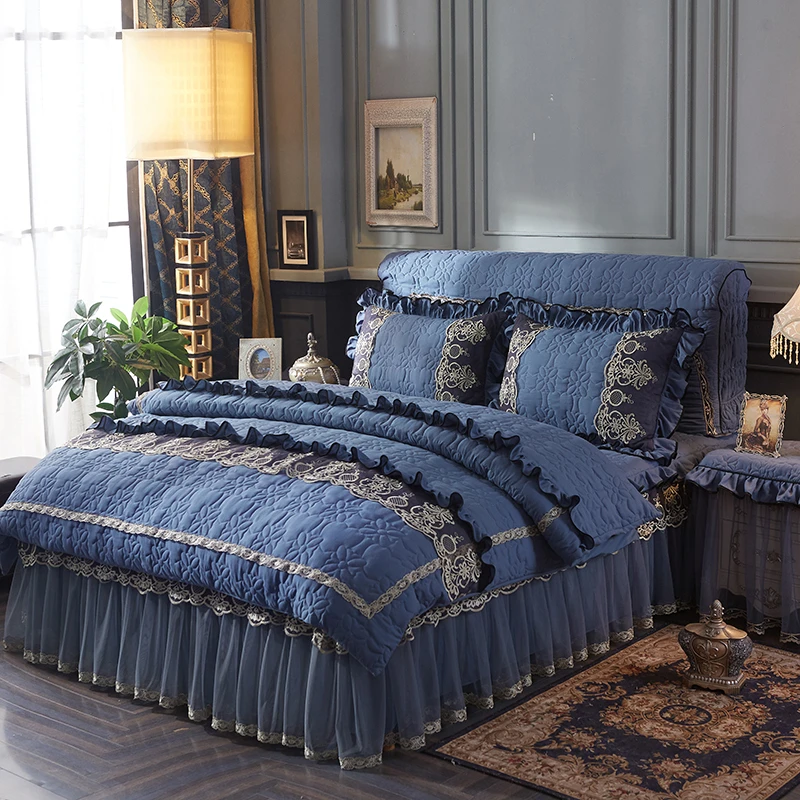 Luxurious quilted bed cover bedding set, lace patchwork bed skirt, four-piece quilted comfortable yarn-dyed sheets
