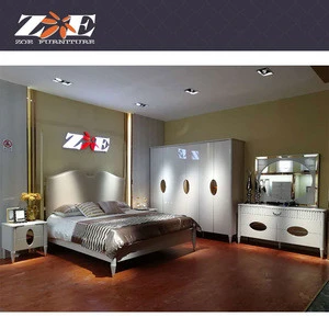 Modern home furniture high glossy bedroom sets luxury king size / double queen size solid wood and MDF bedroom set