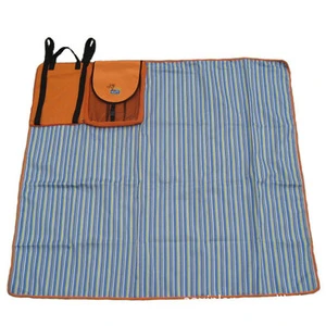 New Design Wholesale Foldable Picnic Mat, Custom Folding Camping Mat Backpack