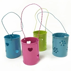 Small candy pails