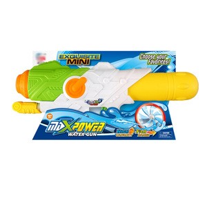 Summer hot sale product beach toy for kids new style portable plastic big colorfu fun pressure water gun 45cm 650ML