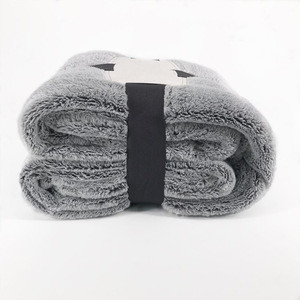 Super soft 100% polyester fuzzy sofa bedding fleece Plush throw flannel blanket
