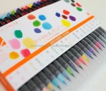 The fude brush pens of &quot; Sai &quot; can design the colors of Japanese own traditional beauty .S AI works wonderfully