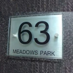 Wholesale Acrylic House Door Number Plate, Wall Mounted Acrylic Sign