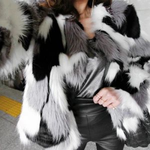 Wholesale women New Fashion fake fur round neck short trendy Winter Fox Faux Fur Coat