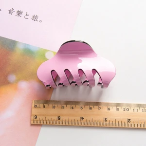 2020 Wholesale Korean Women Hair Accessories Large Candy Color Grab Hairpin Acrylic Disk Hair Ponytail Hair Claw Clips
