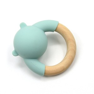 Amazon Hot sale Orgnanic Baby Educational SIlicone Wood Teether Bear Shape Wooden Rattle Toy Baby Teether