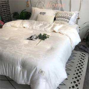 Bedding Luxurious Down Alternative Comforter Summer / All Season Warm Quilted Soybean Fiber Filling Fluffy Soft Duvet Insert