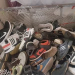 Bulk Wholesale Bales 25Kg Sport Shoes Cheap Recycling Used Shoes