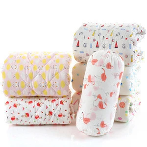 China Manufacturer 100% Cotton Material Baby Cot Bed Set Baby Quilt