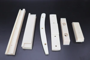 Corrosion-resistant CNC plastic parts are used for equipment accessories