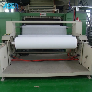 cutting machine for sms/ disposable shoes cover machine for non woven fabric