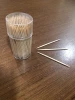 Good price bamboo toothpicks with 2 points 200 toothpicks in circle PP cup