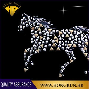 Horse Design uses Nailhead hot fix transfer pattern applied to T-Shirt