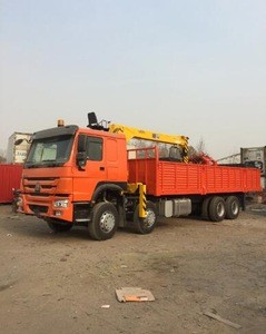 howo 8x4 teleacopic boom cargo truck crane