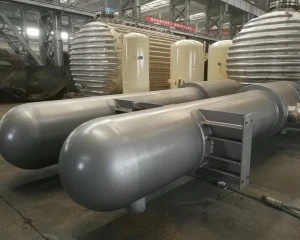 Shell and tube heat exchangers &amp; reboiler