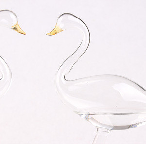 siyaglass swan Shape Hand Blown Clear Glass Self Watering Durable Mini Transparent Shape Plant Watering