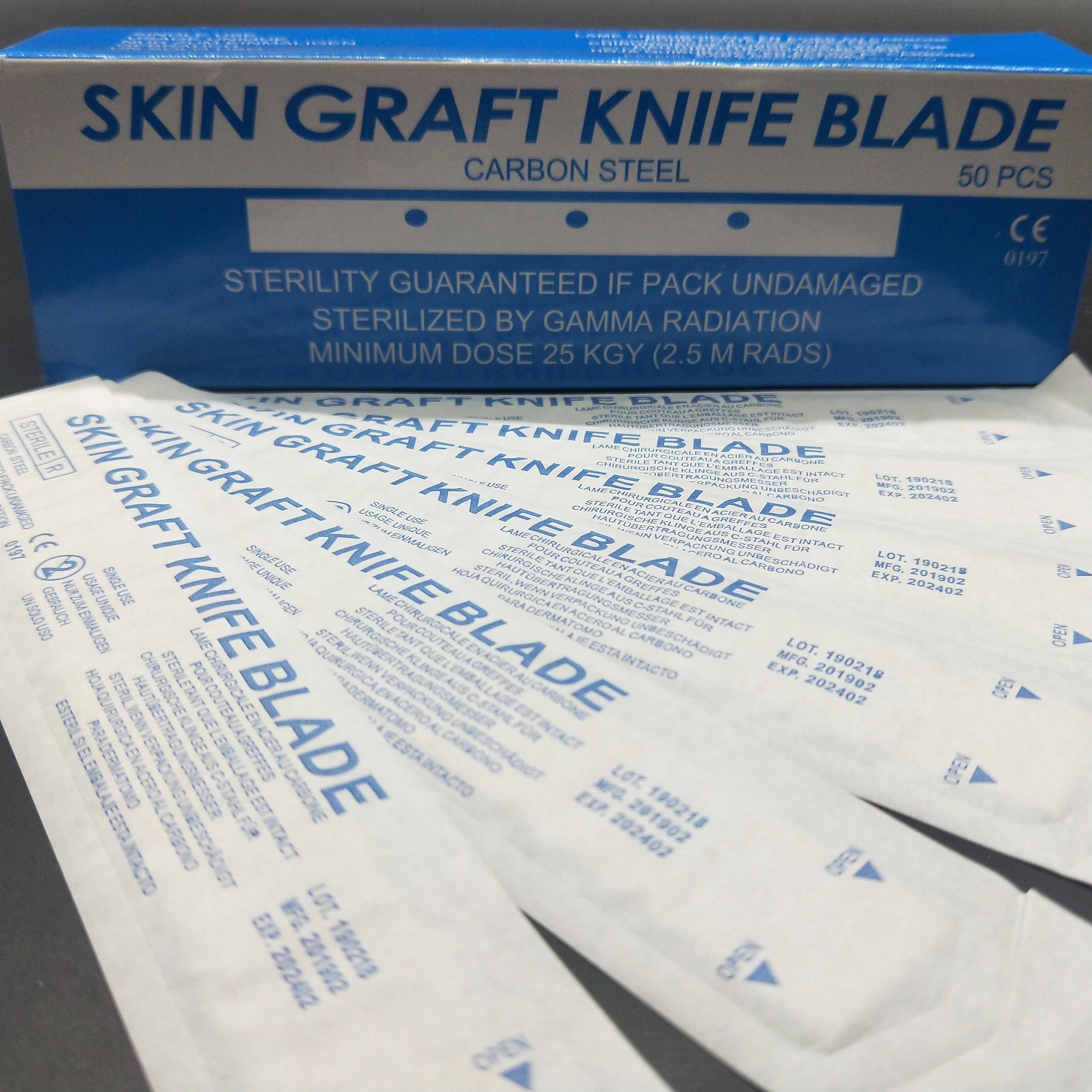 Skin graft knife blade for hospital use stainless steel