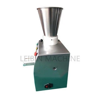small easy operation semi-automatic household gyoza/dumpling making machine