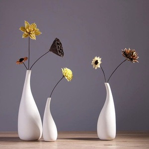 Small white porcelain flower mini ceramic vase home decoration accessories
