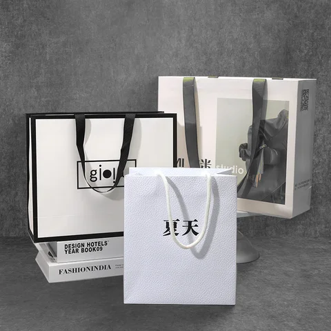 Wholesale Custom Paper Shopping Tote Bag Custom Gift Bags For Retail Clothing Business Events