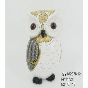 High quality artificial  owl statue in resin crafts for home and garden decoration