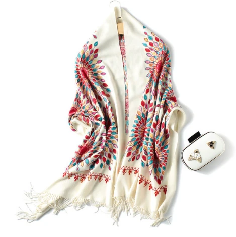 New retro embroidery thick winter warm ladies scarf cashmere shawl and scarf