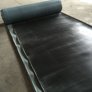 Self-adhering bitumen waterproof membrane for building roof