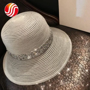 Summer Women Sun Protection Foldable Floppy Beach Straw Hats with Rhinestone