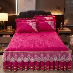 Sunny Textile Wholesale Winter Crystal Fleece Bed Skirt Quilted Bedspread