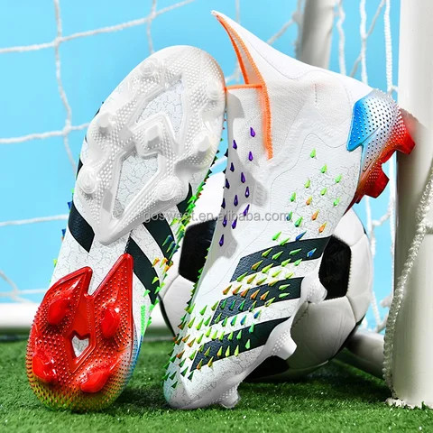 Wholesale Men Soccer Shoes Non-Slip Training Custom Men High Ankle Football Soccer Boots