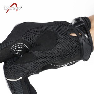 Wholesale summer breathable men riding bike gloves full finger touch screen carbon fiber shell motorcycle Racing gloves