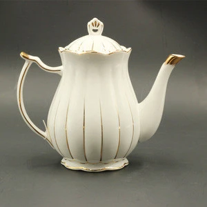 yiwu Wholesale Ceramic Tea Mug 8PCS Porcelain Tea Pot Set Arabic Coffee Cups and Saucers Set with gold line