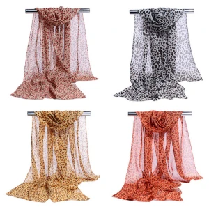 022 Wholesale new design sexy leopard silk scarf for women Spring Autumn shawl