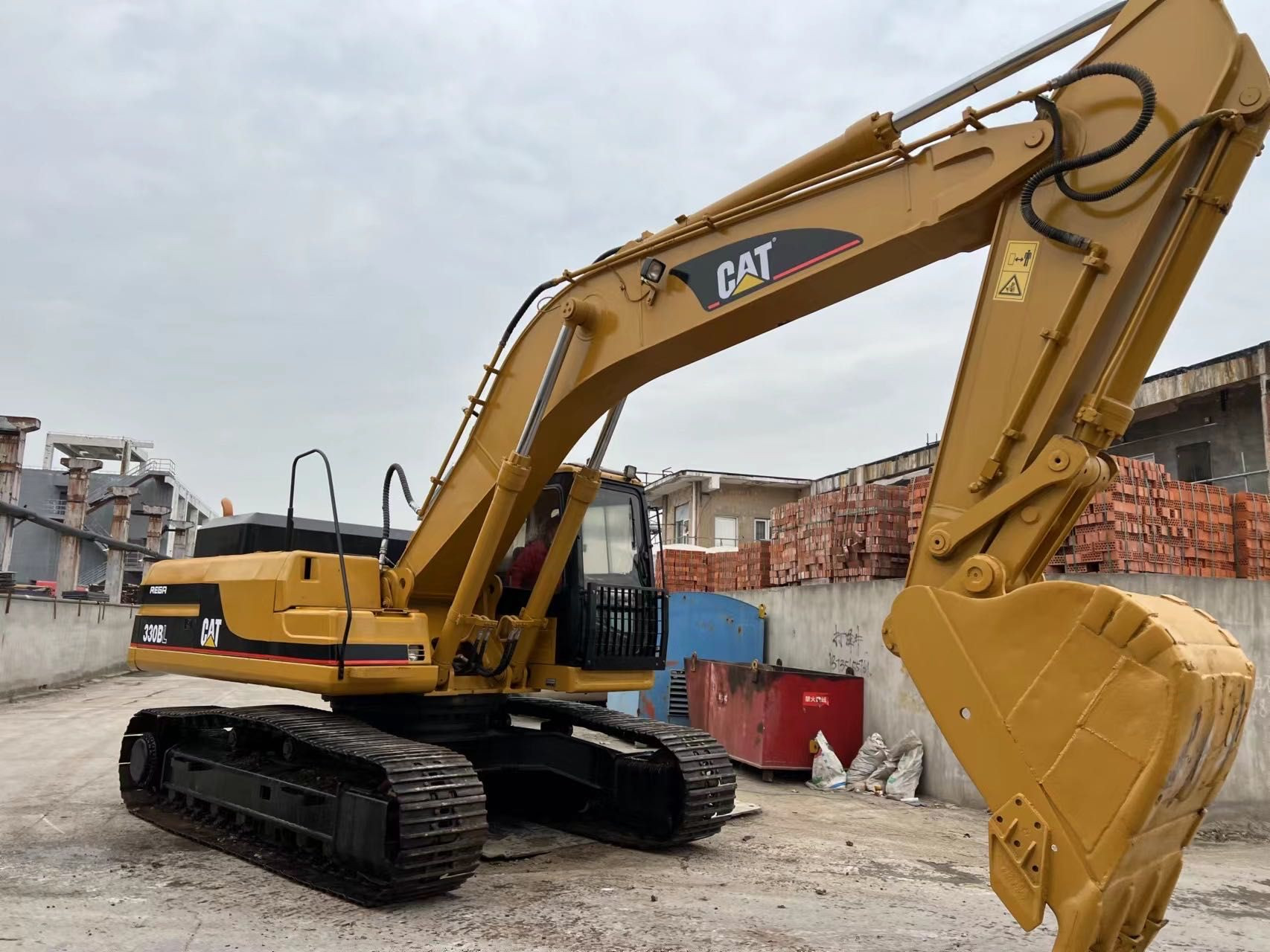 Buy 100% Ready Used Caterpillar Excavators Cat 330b 330bl Crawler ...