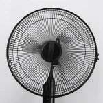 11 Inch Household Plastic Fan Blade Three Leaves with Nut Cover for Standing Pedestal Fan Table Fanner General Accessories
