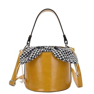 2020 new design bucket bag women handbag  plover case decoration fashion crossbody  bag shoulder bag ladies handbag