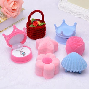 Artilady Shell Ring Display Organizer Earring Necklace Velvet Ice Cream Shape Wedding Jewelry Packing Boxes