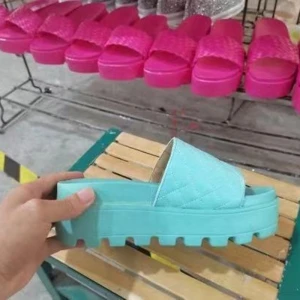 Big Size Anti-slip Thick Sole Platform Sandals Summer Women Slides Plaid Flat Heel Slippers Open Round Toe