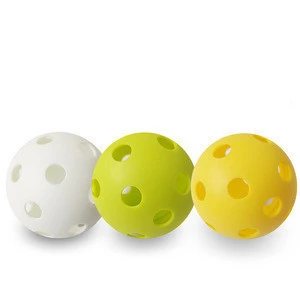 Indoor Outdoor Training Practice Oversize Soft PE Golf Balls 72mm Diameter Yellow Golf Balls