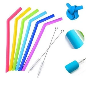 Long Skinny Reusable Flexible Drinking BPA free Smoothie FDA Approved Silicone Rubber Straws with Cleaning Brushes Bar accessory