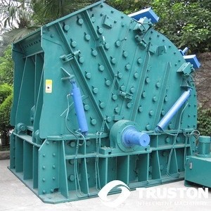 Mobile impact ore crusher for gold ores, expressway, cement, chemical, building and other industries