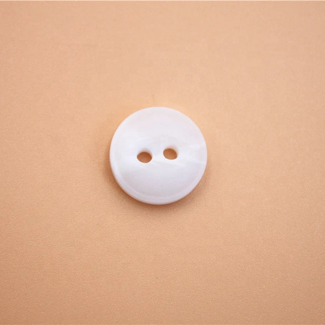 MS24024 Eco-friendly Customized 2-Holes Sewing Shirt Resin Buttons White Recycled Plastic Snap Buttons for Clothes