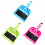 plastic desk cleaning set mini desktop keyboard cleaning brush with a small broom dustpan