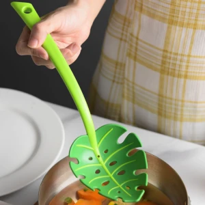 Skimmer Spoon Novel Leaf Shape Colander Spoon Used for Spaghetti Noddle, Salad, Slotted Spoon