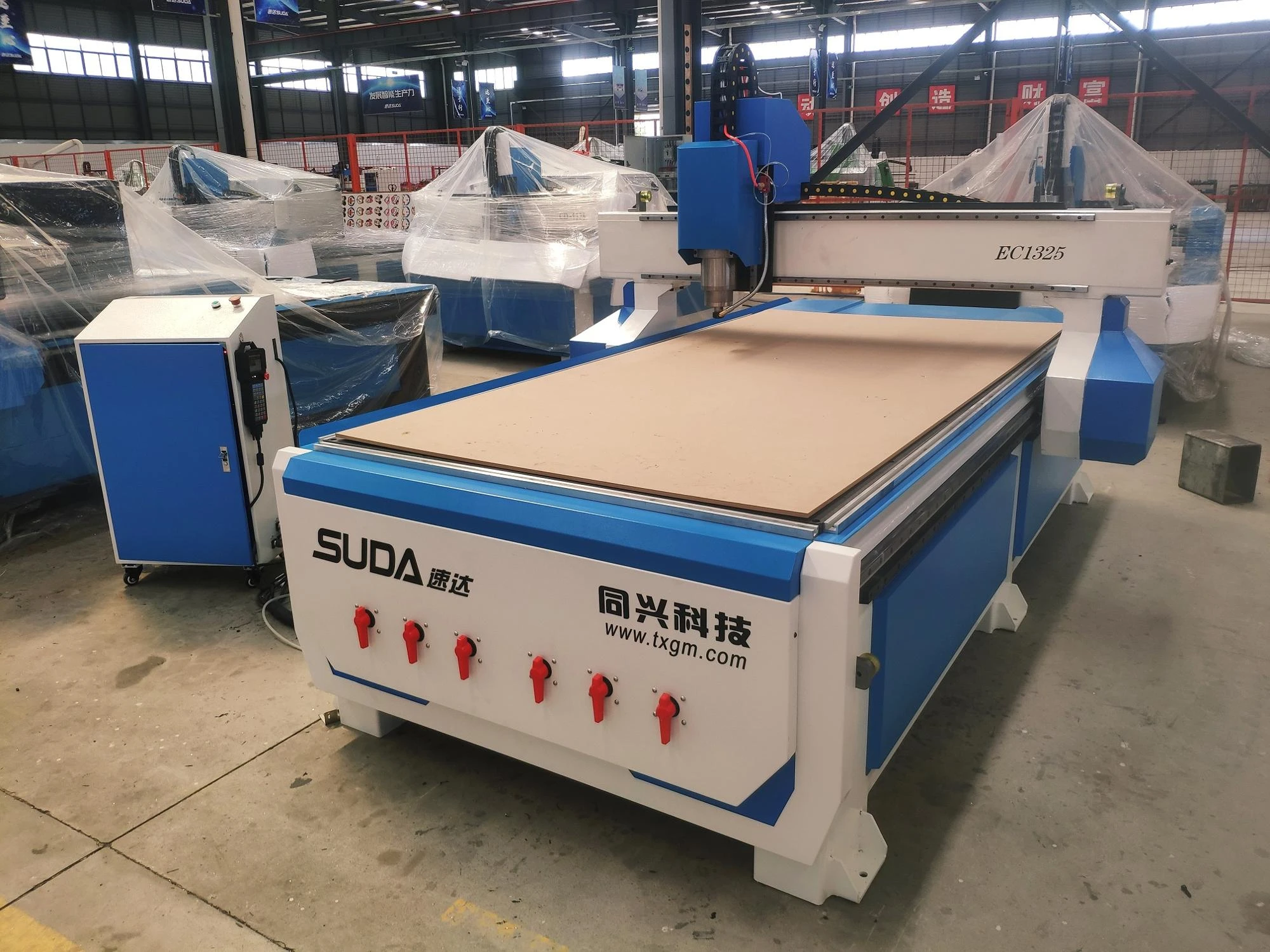 SUDA 1325 woodworking cnc router machine furniture industry