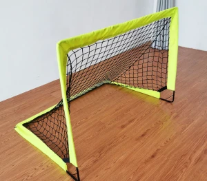 Foldable mini soccer goal